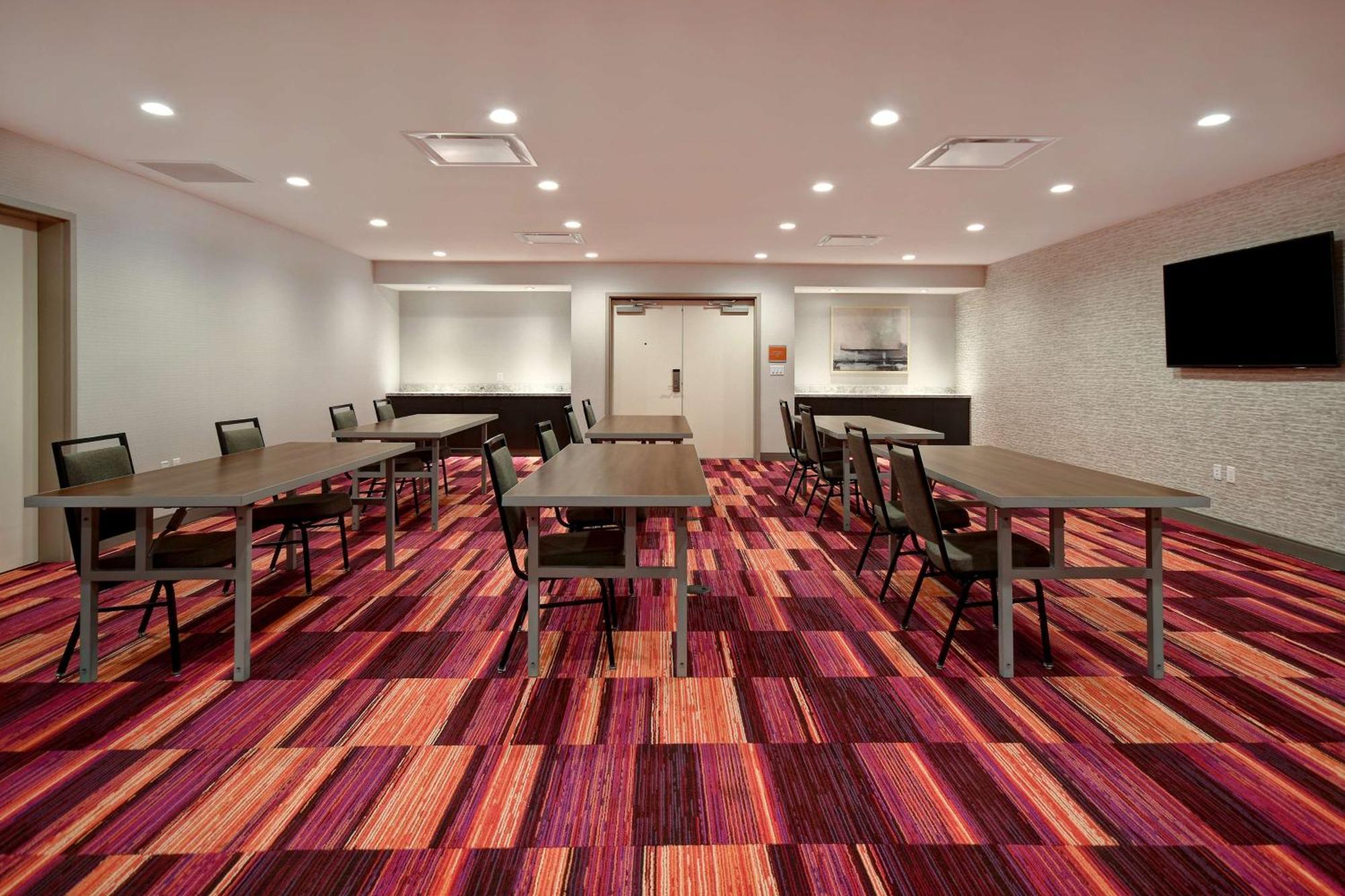 Hotel Home2 South, Wi 3*
